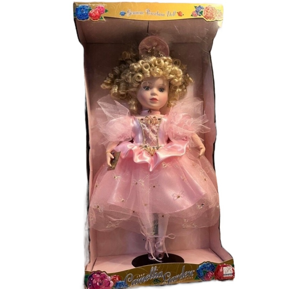 Vintage 1999 Brass Key Camellia Garden Porcelain Doll
